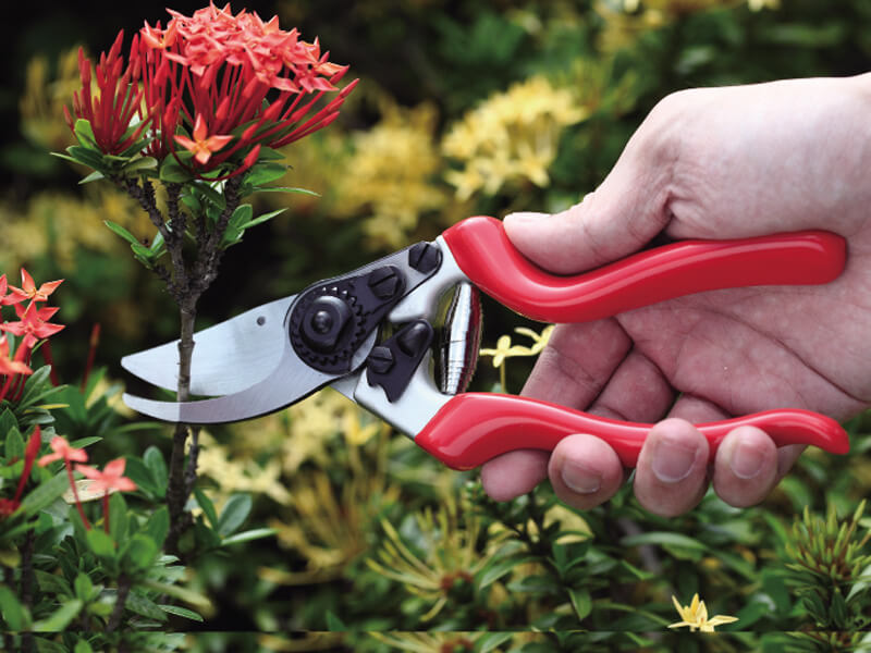 Solid Aluminum Forged Bypass Pruner